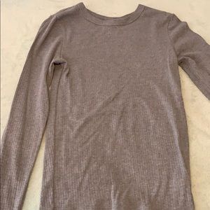 Women’s grey long sleeve